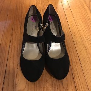 Bandolino Black Mary Jane Heels 8.5